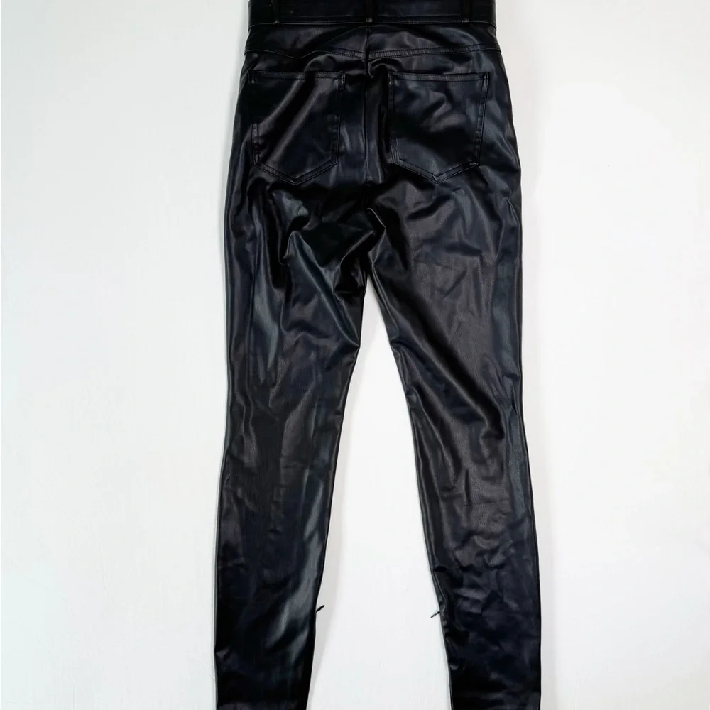 Zara Faux Leather black pants with ankle‎ zipper Size Small 5427